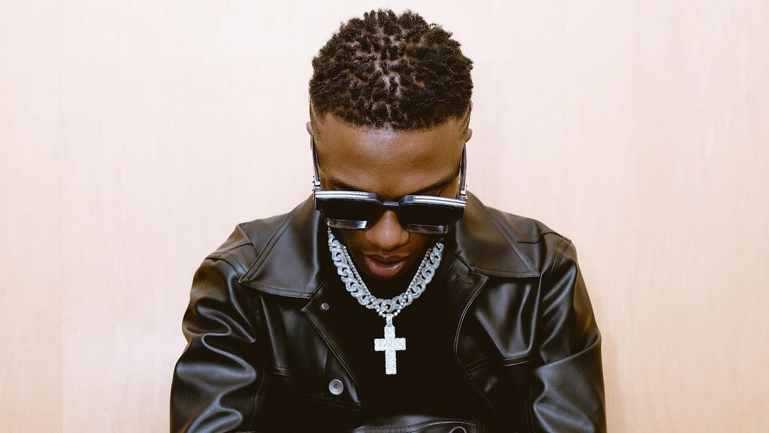 Shazam's tweet photo. Big congrats to @wizkidayo!! #Joro just reached 1 million Shazams 🎉🚀 https://t.co/o8sWcATm65
