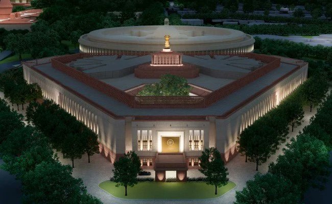 ndtv's tweet image. Central Vista Project &quot;Wasteful And Unnecessary&quot;: 69 Ex-Bureaucrats To PM ndtv.com/india-news/cen…