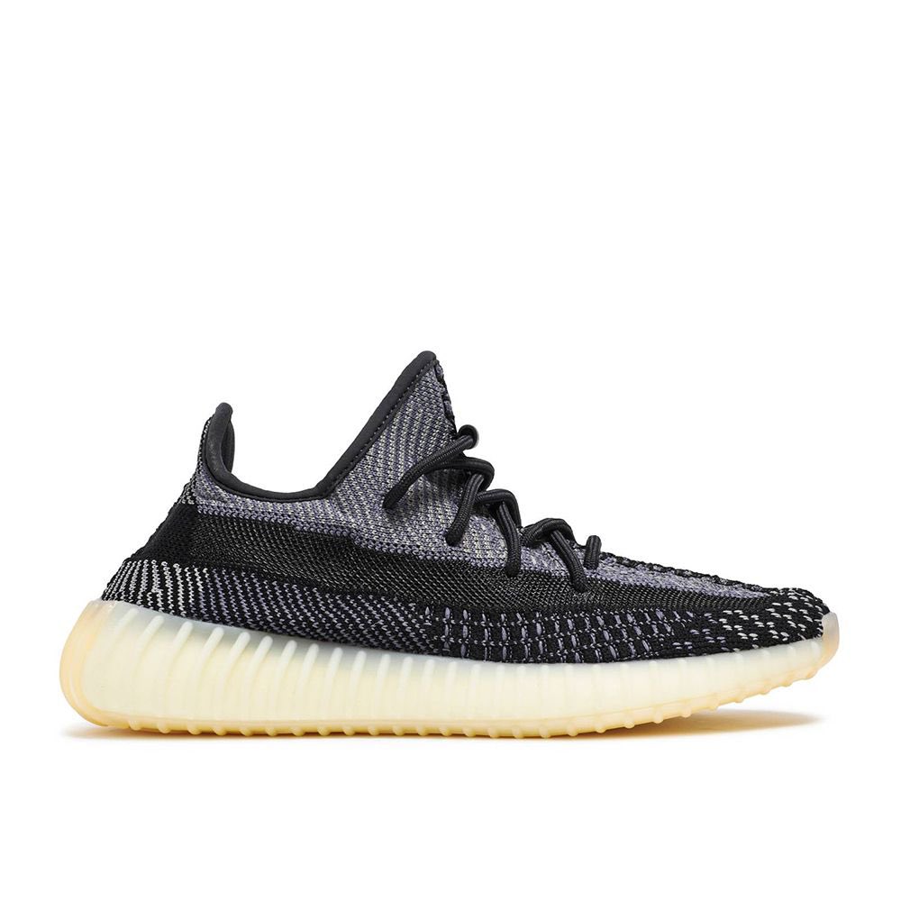 Attention, certaines collaborations ou sorties peuvent laisser croire que la paire aura une grande valeur, or ce ne sera pas le cas. Par exemple la Adidas Yeezy Boost 350 V2 CARBON, ou même la Nike Zoom Terra Kiger 5 OFF WHITE.