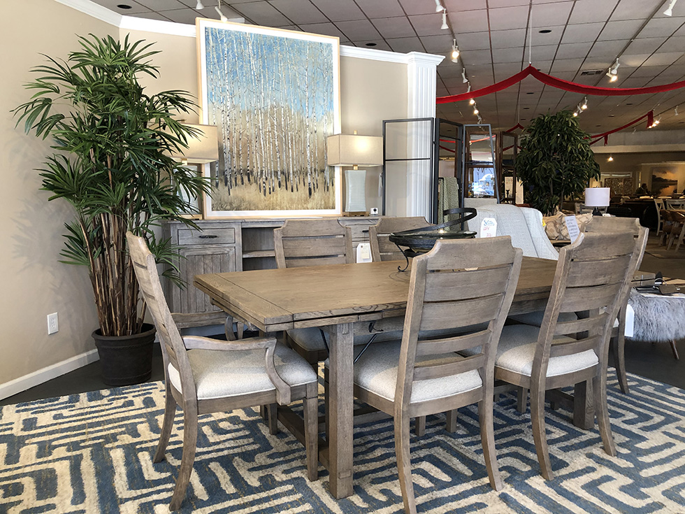 slatersmerced's tweet photo. A perfect family dinner is incomplete without a fine dining table. At Slater’s Home, choose from over 12 brands of furniture manufacturers that provide quality dining sets. https://t.co/yOuDevbPRz https://t.co/ZSLamf98PM