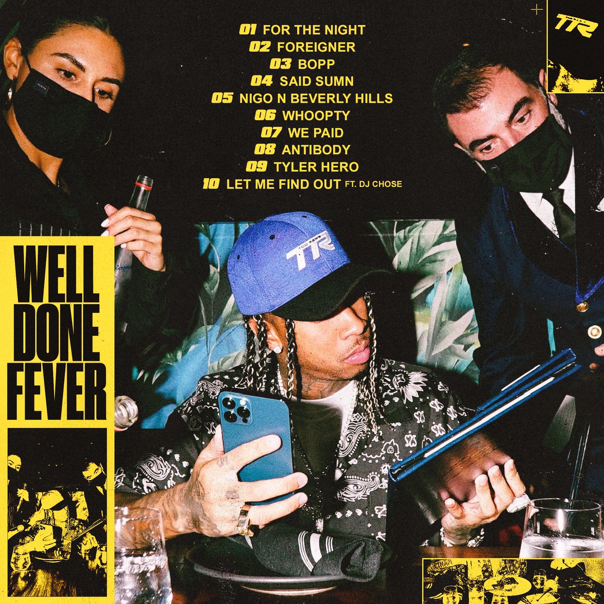Tyga's tweet photo. https://t.co/kTtZe2Hpou  Xmas day !! https://t.co/Zg7Y4JXbFw