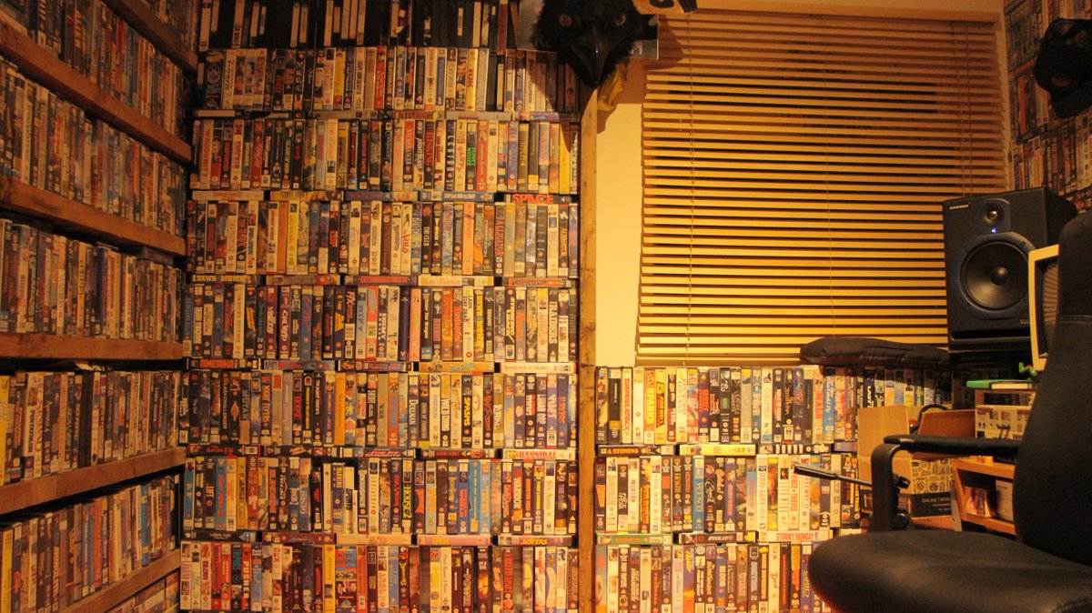 VHS_Head's tweet image. Its's time to start album number 4. Studio fully loaded.