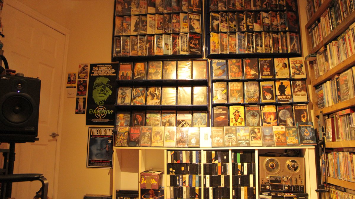 VHS_Head's tweet image. Its's time to start album number 4. Studio fully loaded.