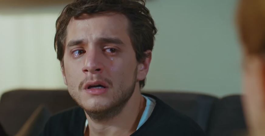 TamamenGercek's tweet photo. Sercan Badur Kimdir? Nereli – Boyu – Yaşı – Dizileri – Ailesi https://t.co/p5XavA95yB https://t.co/fyOvvAaSKS