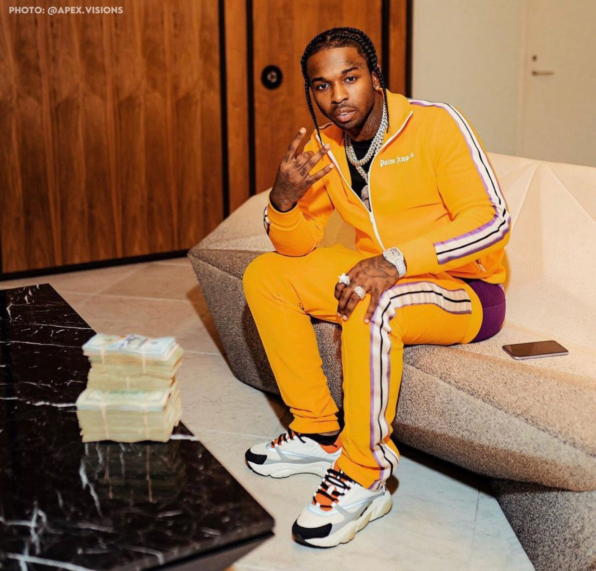 HotFreestyle's tweet photo. Pop Smoke’s ‘Shoot For The Stars, Aim For The Moon’ was the most streamed Hip Hop album on Spotify in 2020 💫 https://t.co/wl10OfGFe5