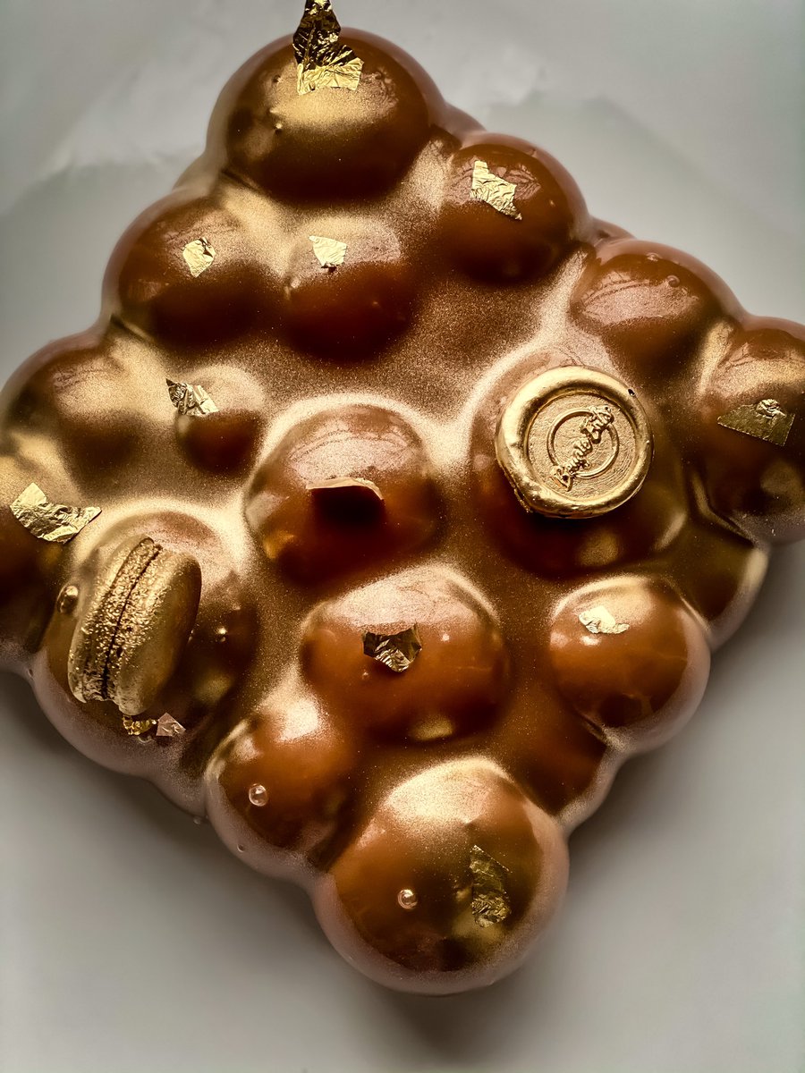 bougieeats's tweet photo. Bougie Eats is now live! Check out our Entremet and Petit Gateau course at
https://t.co/qnkHgCwuwm
#pastry #dessert #pastrystudent #smallbusiness #blackowned #buyblack #onlineclasses #bakers #entemet #advanceddesserts #pastrychef #foodnetwork https://t.co/IY7bAidc7S