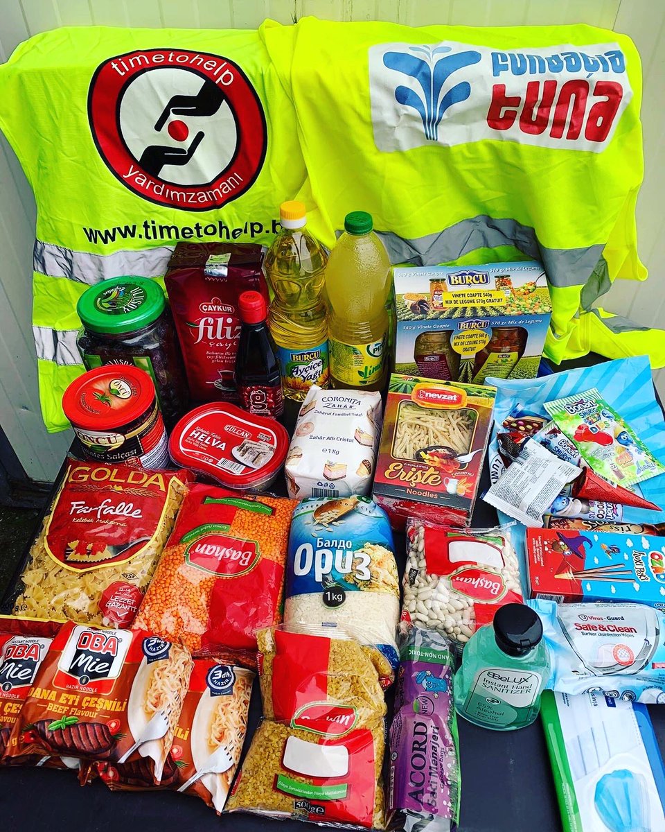 TimetohelpNL's tweet image. Een Voedselpakket geeft hoop❤️ Hoop te weten dat er mensen om hen geven. Mooi om al die blije gezichten te zien toen we voedselpakketten &amp;amp; hygiëne kits kwamen brengen en delen🙏🏻Help burgers op de vlucht! Dit kunnen we niet alleen.

📍Stichting Time to Help IBAN:NL09INGB0007135178