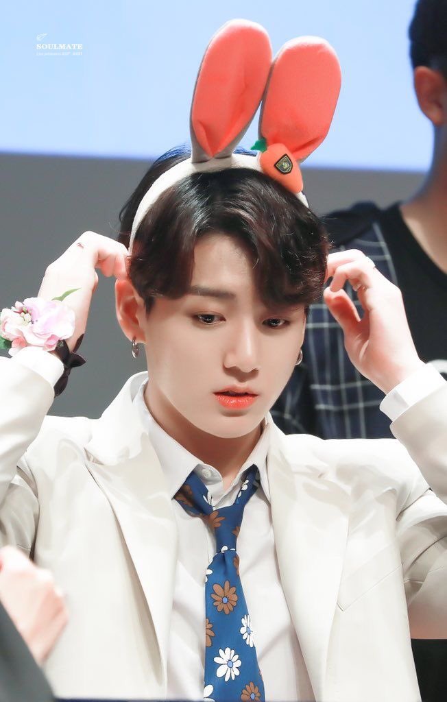 Jungkook looking the cutest in head wear-A thread;