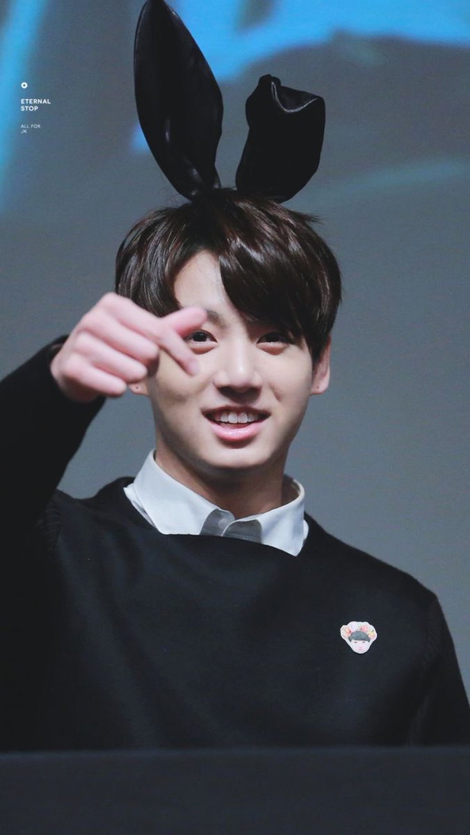 Jungkook looking the cutest in head wear-A thread;
