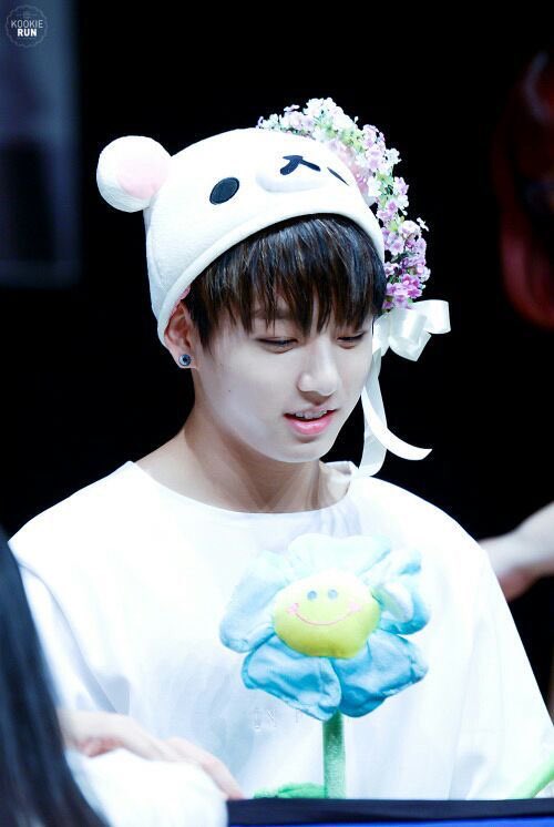 Jungkook looking the cutest in head wear-A thread;