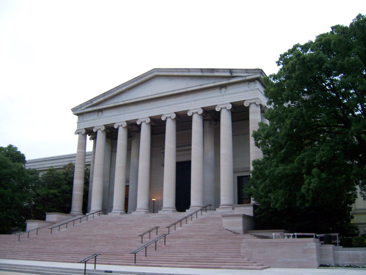 This plan was ENTIRELY classical and guided the design of Natural History MuseumDepartment of Agriculture BuildingUnion Stationthe Supreme CourtHouse and Senate BuildingsNational Gallery of ArtLincoln MemorialJefferson MemorialFederal Triangle9/