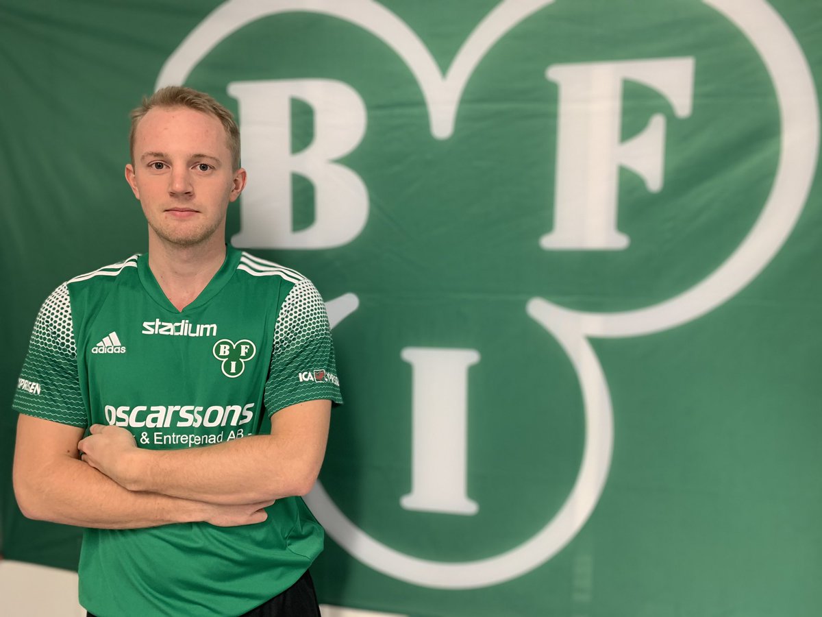 Daniel Johansson klar för Brålanda IF! 🟢⚪️

Den 22-åriga anfallaren värvas in från Vänersborgs IF där han representerat klubben i b.la division 2. Han har även spelat i Vänersborgs FK och Wargöns IK.

Varmt välkommen till BIF, Daniel! 💚 #BIF2021