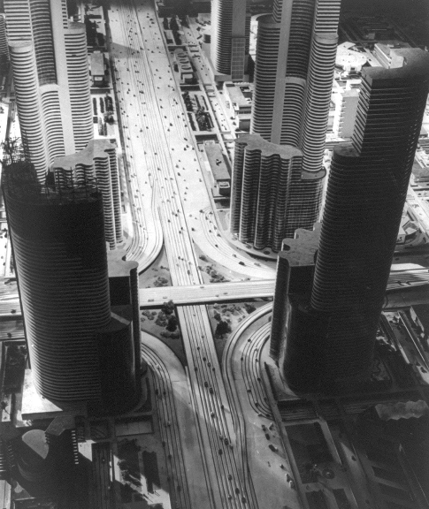 15. General Motors offered ‘Futurama,’ a model city from the year 1960, containing skyscrapers, double-decked streets and landing pads for helicopters and auto-gyros.