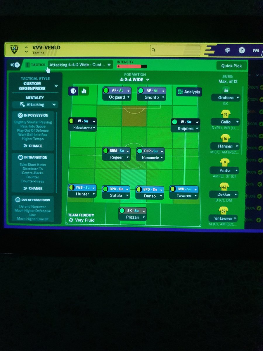 Jason57478947's tweet photo. @FMStinger hi mate love your content your set pieces are amazing.  Can you look at my tactic and see what needs tweak especially in team instructions want more goals  thanks https://t.co/sRQotRnmMz