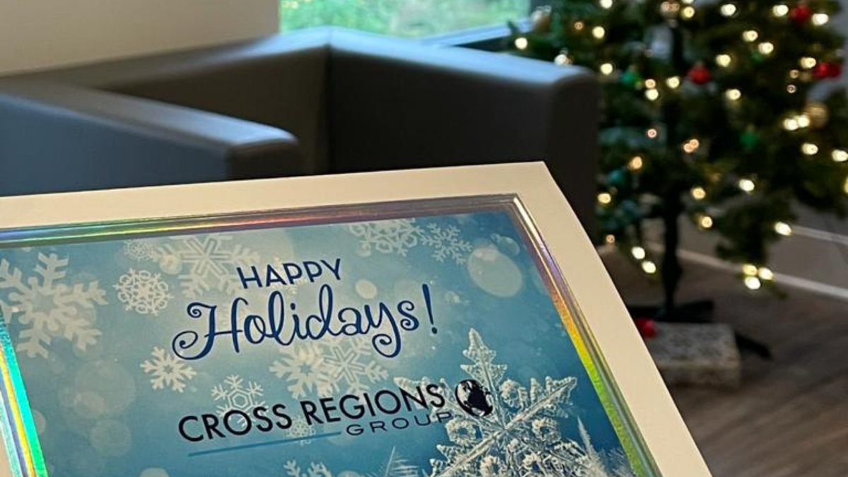 cross_regions's tweet photo. Happy Holidays! May Peace, Happiness and Prosperity be yours during this Holiday Season and throughout the New Year. https://t.co/DueN5sKL7w