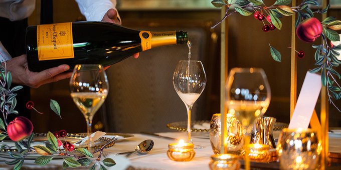 iBookedOnline tweet media