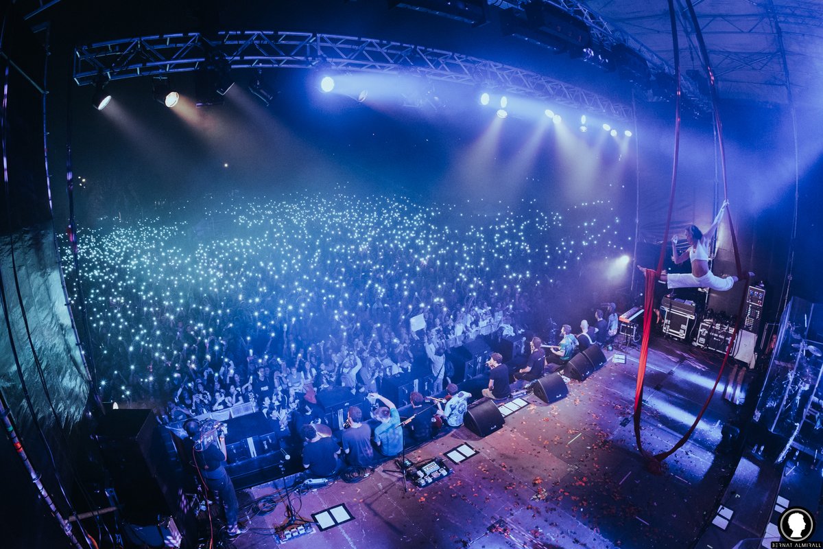 Teeka_tiwari01's tweet image. Bonics i boniques, molt a contracor suspenem definitivament la gira d'El Gran Circ. Podeu recuperar o bescanviar les vostres entrades a txarango.com

Són moments difícils per a totes les treballadores de la cultura. Abraçades i molts petons