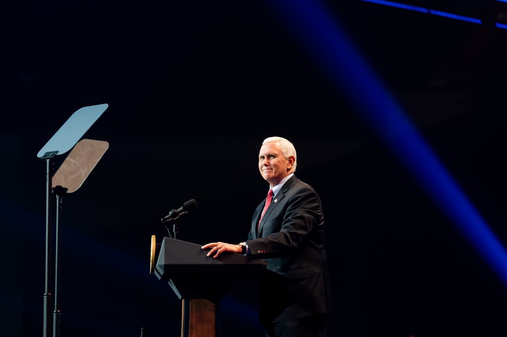 Mike_Pence's tweet photo. Under President @realDonaldTrump we’ve seen over 220 Conservatives appointed to our courts! They’re all men and women who will uphold the God-given liberties in our Constitution, like the freedom of religion, freedom of speech &amp; the Second-Amendment right to keep &amp; bear arms! https://t.co/D4WZiSh0nw