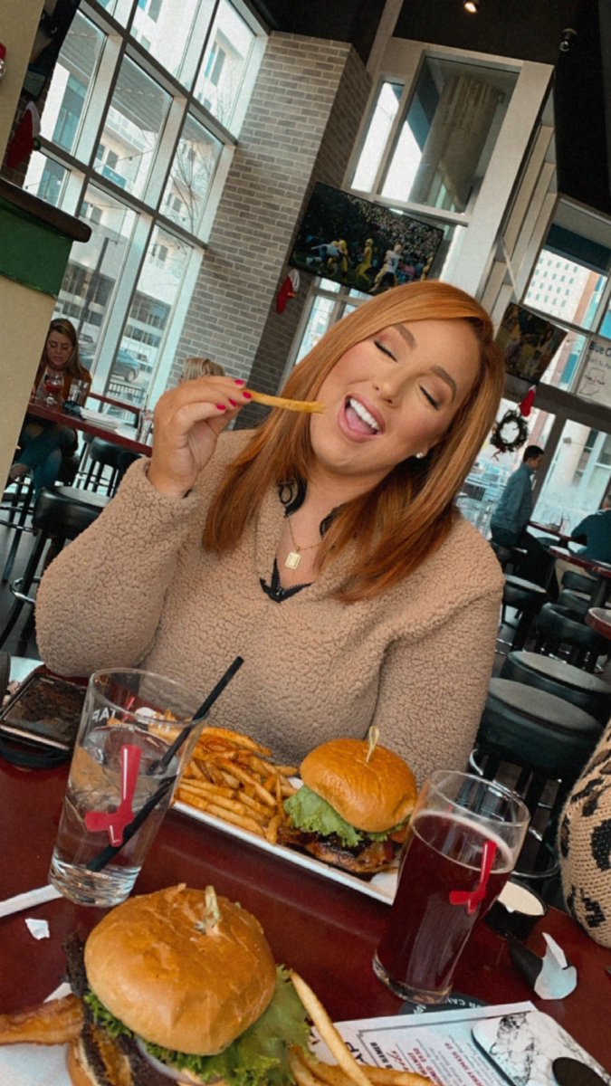 SierraHigniteTV's tweet photo. I like to make my family and friends celebrate my birthday the entire month of December. Today we ate lunch at one of my FAVORITE downtown restaurants, @TheTapBeer https://t.co/GyOiI4Z68R