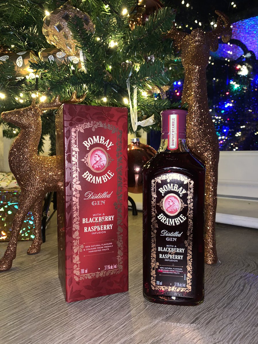 JoeChapman87's tweet image. A Christmas treat to myself. I’m quite particular about flavoured gins, but this one is a bit of me. @BombaySapphire #BombayBramble