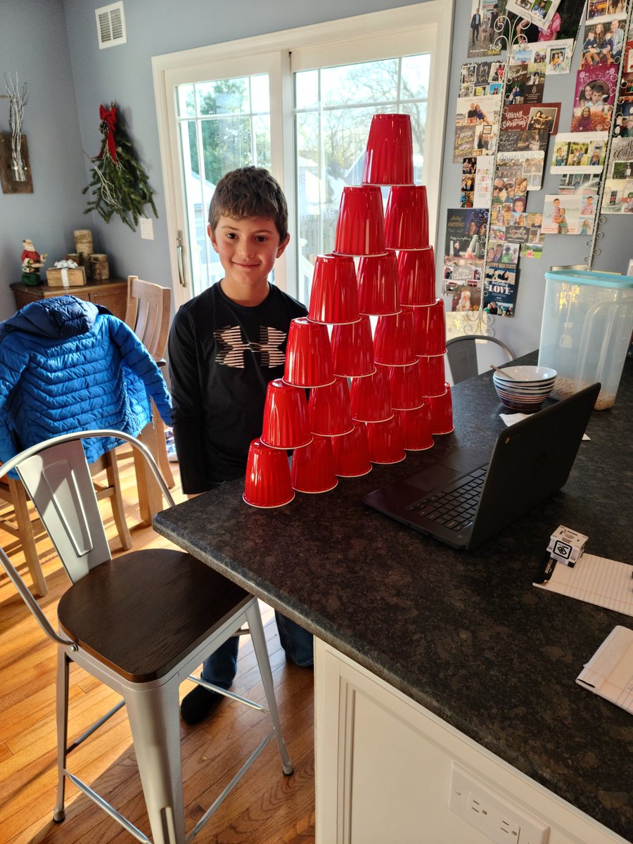 RoriShonk's tweet photo. 4th Grade Holiday Party! #2020style
@RPfourthmathsci @RPPrincipal https://t.co/iPx02gpGtH
