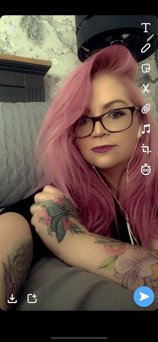 PinkCurves (@pinkcurves29) on Twitter photo 