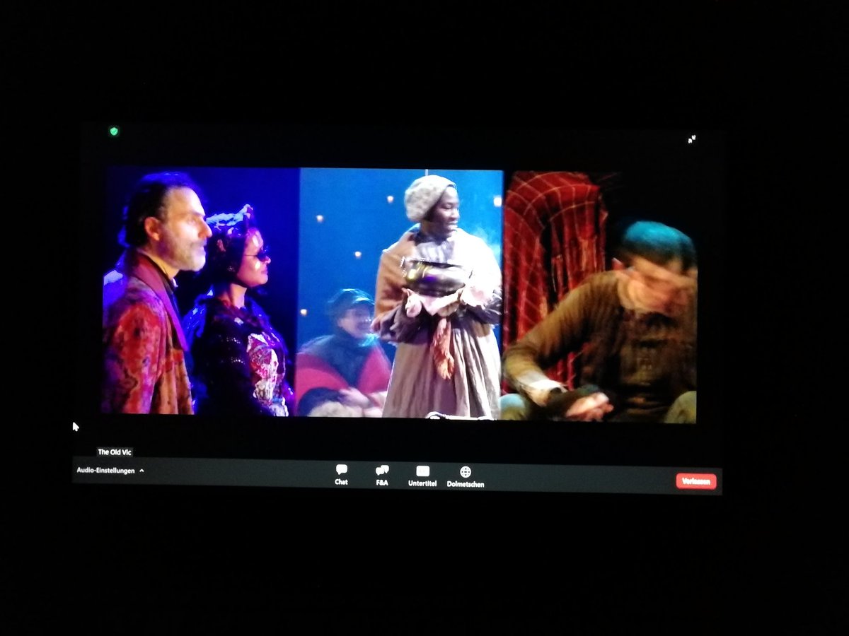 Great show in London tonight! I am just visiting The Christmas Carol in #oldvictheatre live in zoom- London with a lot of other people from all over the world.
