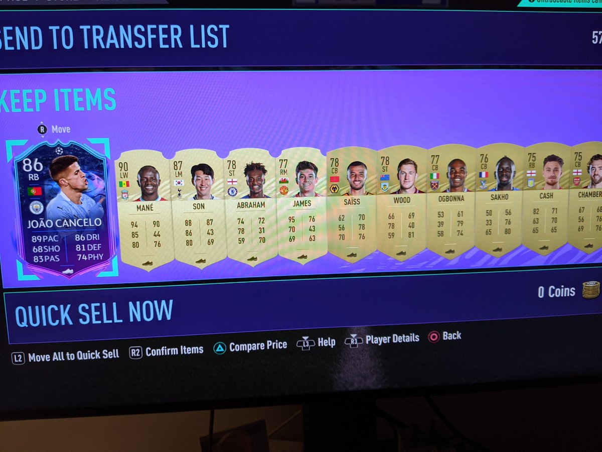 sinclair300584's tweet photo. The most ridiculous pack on #FUT21 I've ever had! @NepentheZ thoughts on red list for this one? https://t.co/1SSULhtYJU