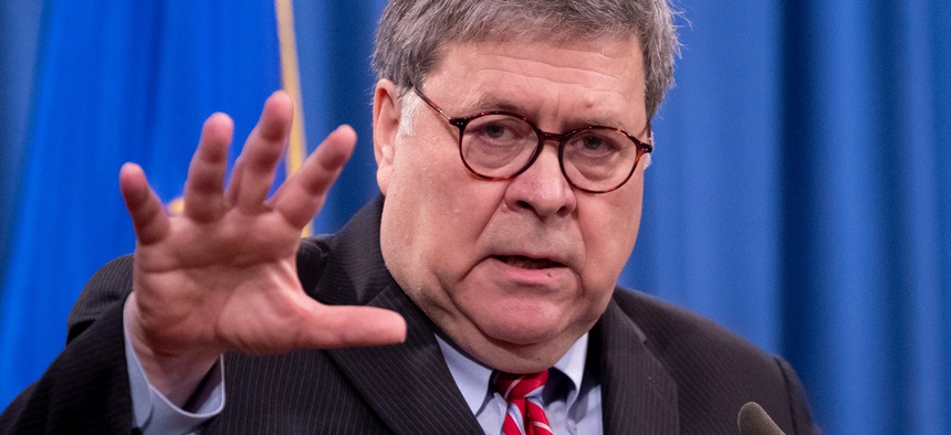 Antiwarcom's tweet image. Attorney General Barr Says Russia ‘Appears’ to Be Behind Hack
The New York Times continues to parrot the claim that Russia was responsible as fact despite a lack of evidence 
#Russia #RussianHack #Hacking #Cyberattack 
news.antiwar.com/2020/12/21/att…