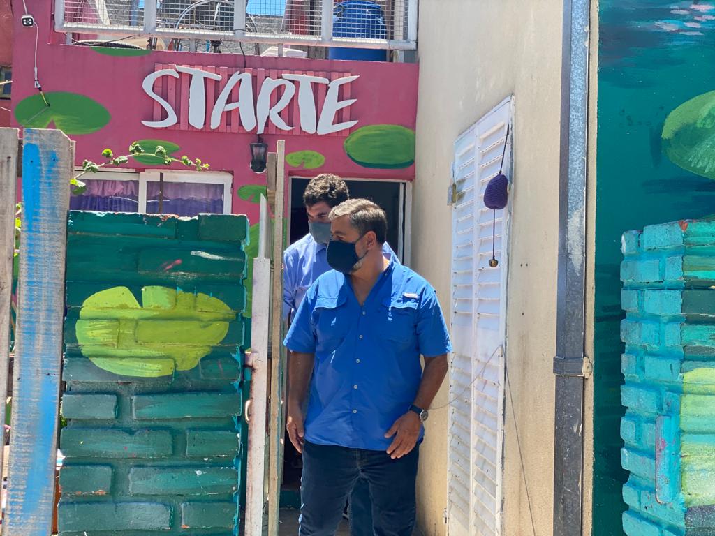 DarioOroquieta's tweet photo. Hoy con @eugenioburzaco acompañamos a los concejales del @proargentina en San Isidro durante la visita a #Starte. Un espacio de contención y recreación que realizan acciones inclusivas para ayudar a los jóvenes a alcanzar sus sueños y mejorar el barrio. https://t.co/3qJQXphVBA