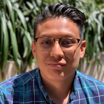 theccpulse's tweet photo. The three young men behind the Richmind Podcast want to get young people invested in their futures and the local economy. So they've partnered with two small businesses to offer $500 scholarships. DEADLINE is Friday! @DRichmondpulse reports: https://t.co/bnPdI5aTWn https://t.co/ZVun7Y2rDV