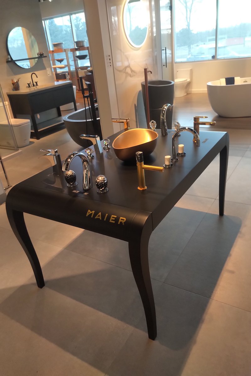 New <a href="/maiergriferias/">Griferías Maier</a> display at the Home Comfort Centre.