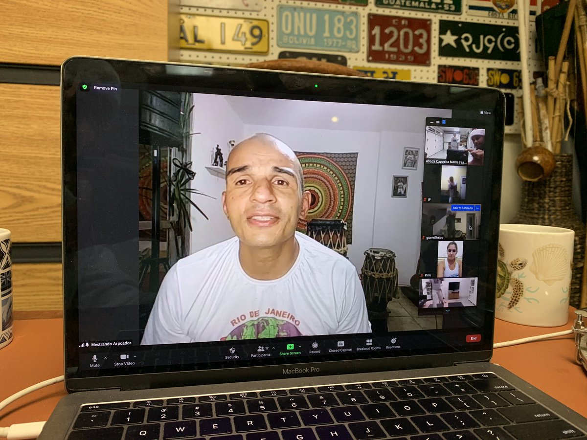 ABADAMarin's tweet photo. Mestrando Arpoador taught the last class of the year for Adult class.  Thank you, Mestrando Arpoador for making room on your busy schedule to teach this special class.  What a treat! #lastclassoftheyear #onlineclass #mestrandoarpoador #abadacapoeiramarin5years🇺🇸 https://t.co/PVr2C7kSNA