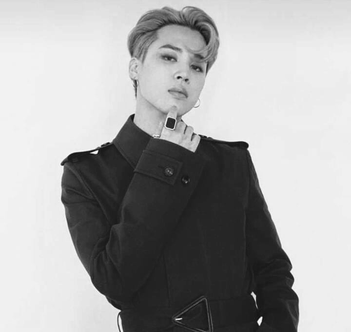 theyoenx's tweet photo. The Pianist | ym

Ölmeyi göze alıp ülkesinden ayrılmak istemeyen, ünlü piyanist Min Yoongi ve Polanya'yı işgal etmeyi, Yahudilerin kökünü kazımayı görev bilen, Nazi komutanı Park Jimin.

(fice çevriliyor) https://t.co/yrSsWyhQzi