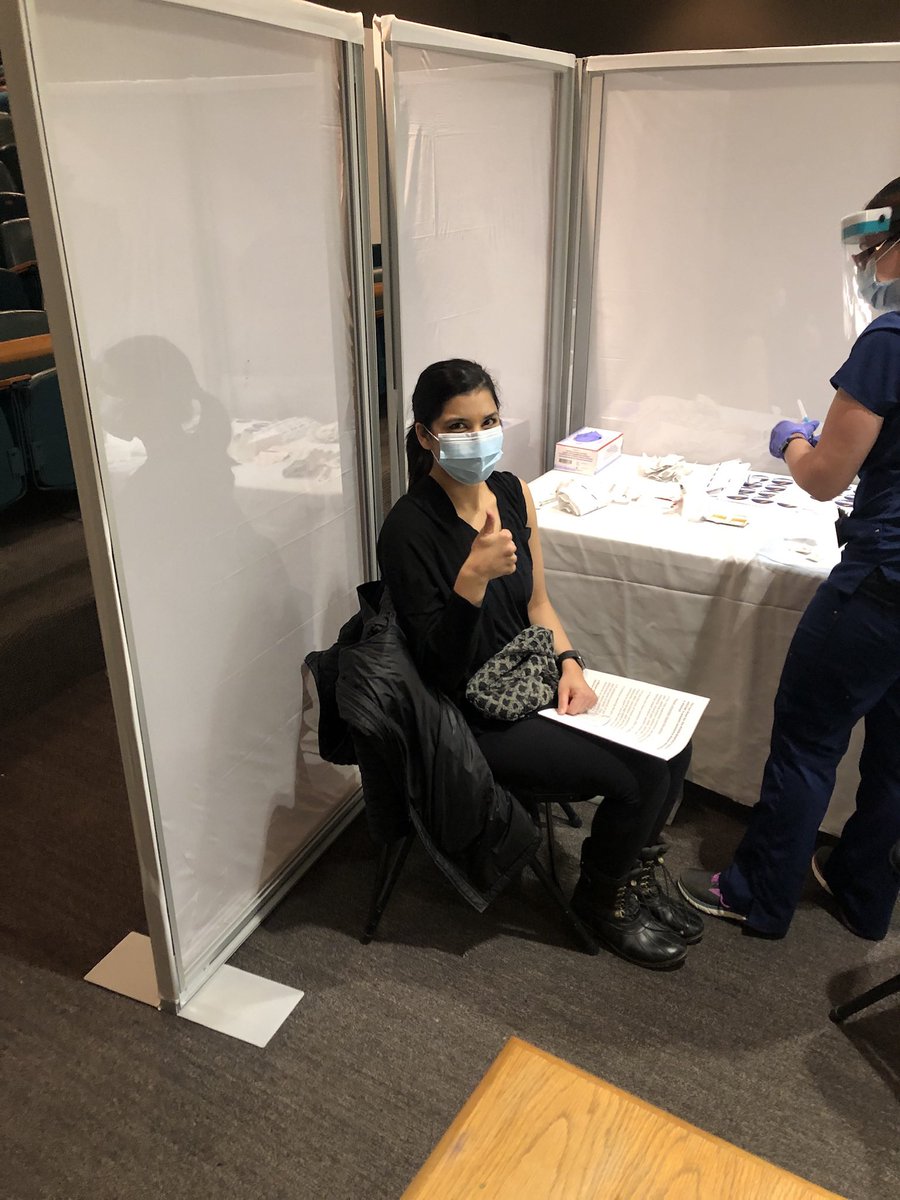 PoojaPanditMD's tweet photo. #IGotTheShot for my son, my husband (@BrianBaturinMD) & family and my patients. And then I went home and breastfed my son ππ½ππ½ππ½ thankful @TJUHospital provides autonomy to pregnant and lactating mamas with regards to getting vaccinated against #COVID19. #mamadoc https://t.co/CYt4giWF4o