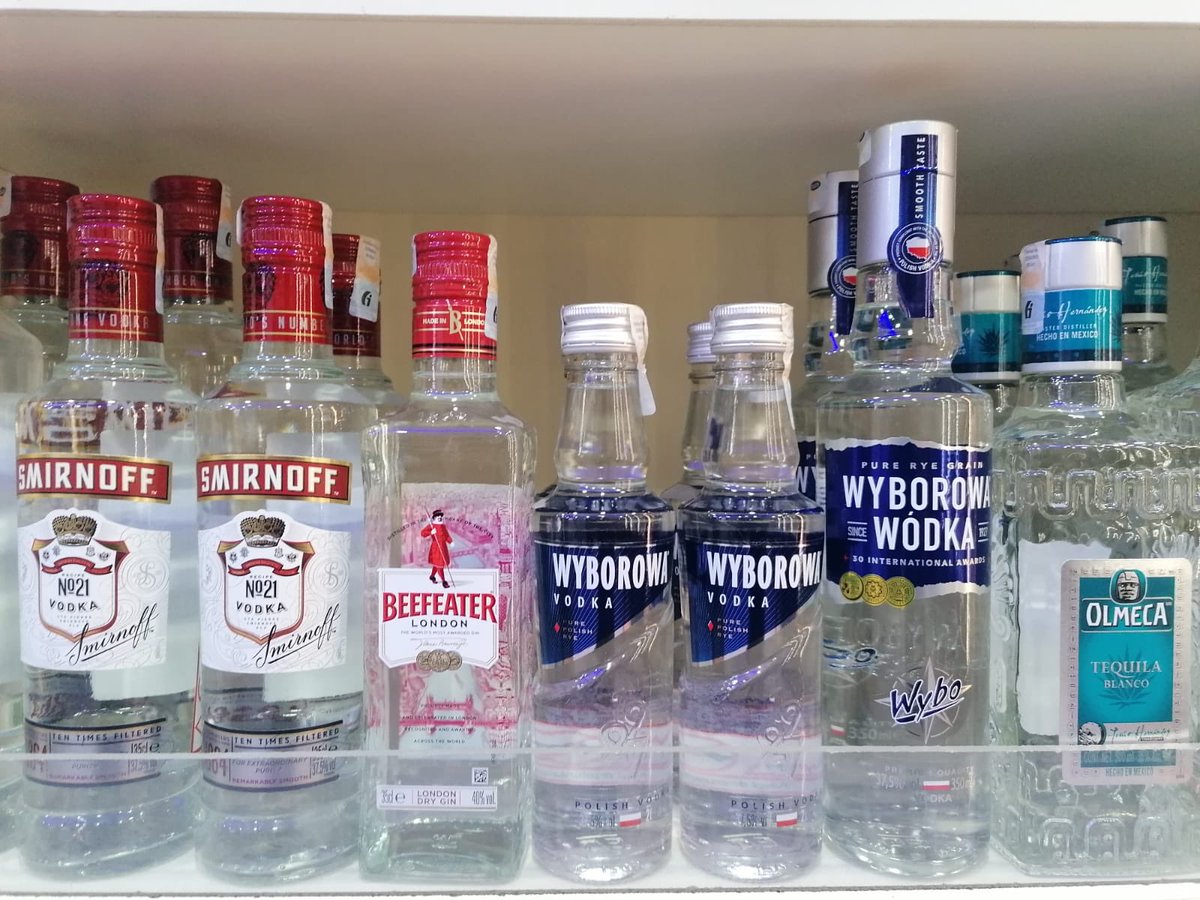 🎉🎉YENİ YIL İÇECEKLERİNİZ BİZDEN 🎉🎉

VİSKİ VE VODKA SETİ HEDİYE EDİYORUZ 

Katılmak için bizi takip etmeniz, bu tweete RT atmanız yeterli.

Kazanan 1 kişiye Viski, 1 kişiye Vodka seti hediye edilecek. Sonuçlar 27 Aralık saat 21:00'da açıklanacak.
(İçecekler fotoğraftakilerdir)