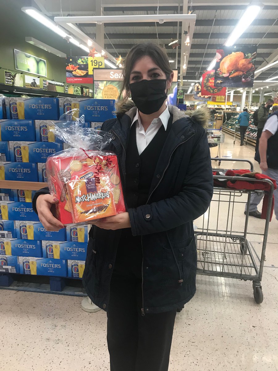 ShellvanSv's tweet image. Christmas gifts to thank our key workers #TescoNoNaughtyStep #policeofficer #deliverydriver #postman #paramedic #teacher #carer #undertaker #Launceston #Tesco