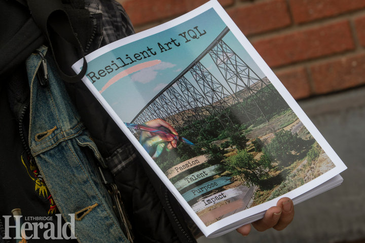 Resilient Art YQL project at Lethbridge Soup Kitchen raises funds for homeless shelter residents to move into own apartment just before Christmas
lethbridgeherald.com/news/lethbridg… #yql