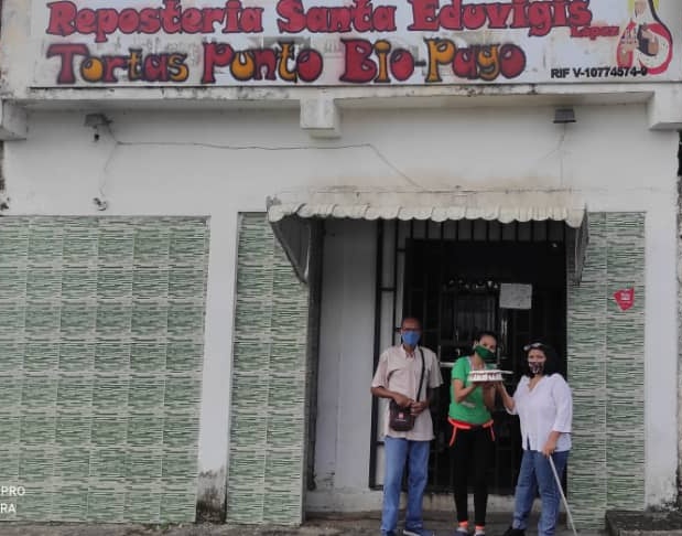 Humanitario_PCD's tweet photo. Agredecemos por su colaboración a la Repostería Santa Eduviges, ubicada en la calle 5, entre avenidas 7 y 8, San Felipe, quienes acompañaron a nuestra fundación Espacio Humanitario PcD (@Humanitario_PCD) con su donativo para los niños con discapacidad. ✨ https://t.co/G8BHYnBApi