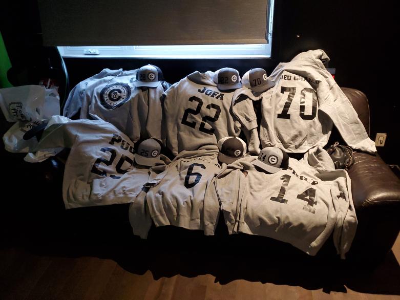 Catch 22 (@catch_22hc) on Twitter photo The boys received a treat from their captain today! We'll be looking good as we take on the remainder of the #SharksPacificCup and the <a href="/capsgaming/">Caps Gaming</a> tournament!
#LaPassion The boys received a treat from their captain today! We'll be looking good as we take on the remainder of the #SharksPacificCup and the <a href="/capsgaming/">Caps Gaming</a> tournament!
#LaPassion