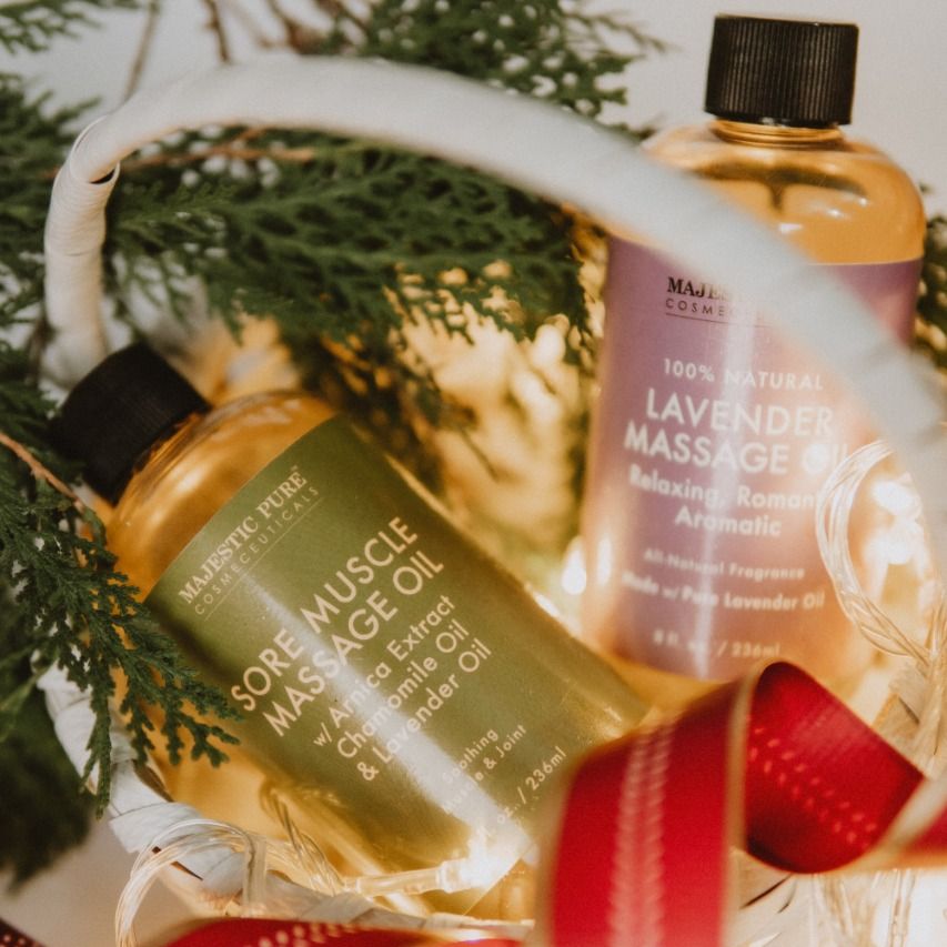 Majestic_Pure's tweet photo. A few more days to get presents for your loved ones!!! We have all the essentials for your family, friends, and significant others 😄
.
Right now's the perfect chance!! Get 25% storewide on all our oils, shampoos/conditioners, scrubs, masks, etc!! 
.
What are you waiting for? 😆 https://t.co/Oz50SG8xZo