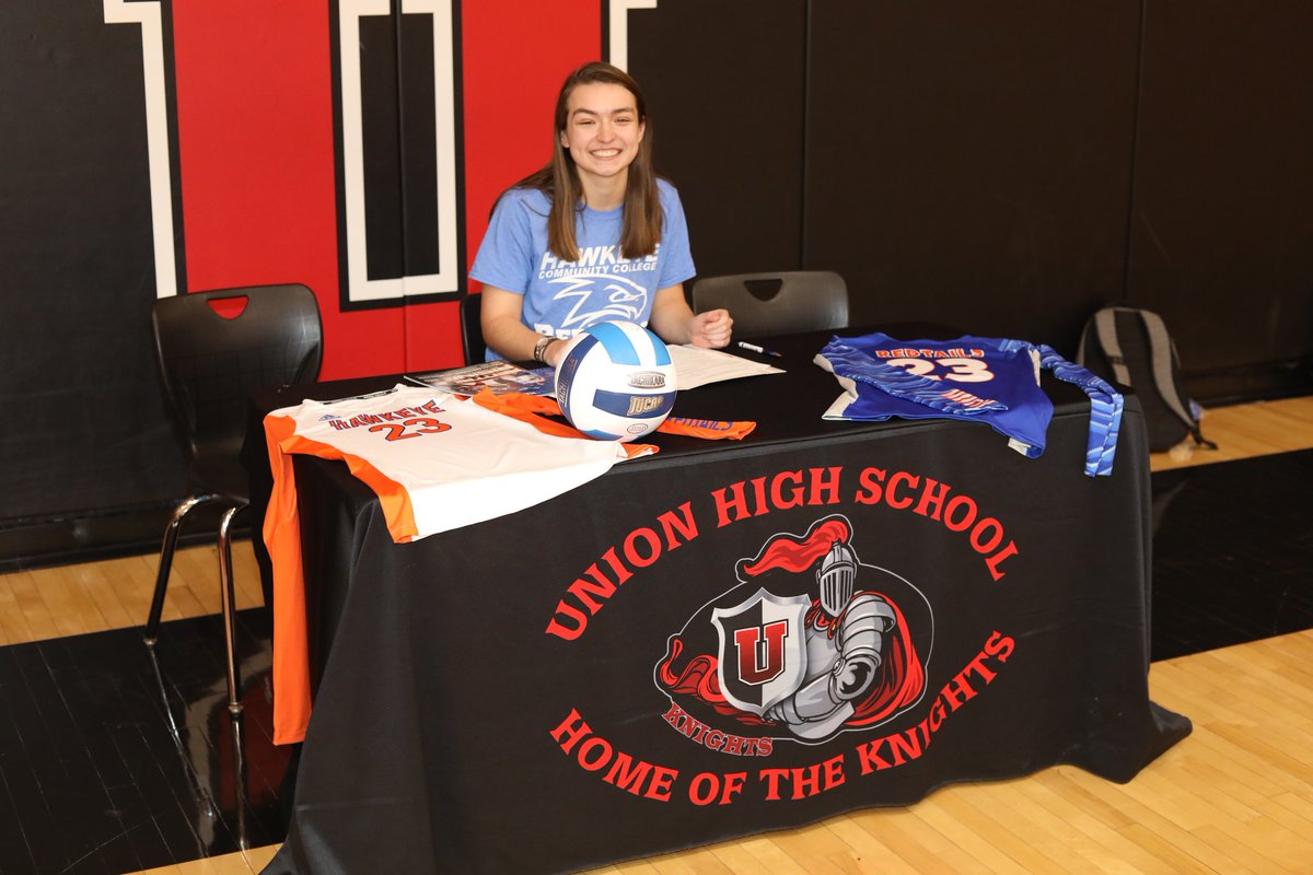 cjeilers's tweet image. Congratulations to Union's Allie Driscol for signing with @RedTailVB this afternoon. Redtails get Union's all-time assists leader. #iahsvb