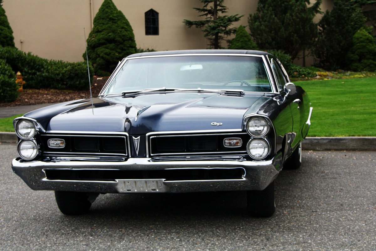 We are looking for Grand Prixs for our 2021 Catalog covers! If you or someone you know has a 1962-1977 Grand Prix and are local to Orange County please email socialmedia@opgi.com with photos.

#pontiacgrandprix #pontiac #classiccars
