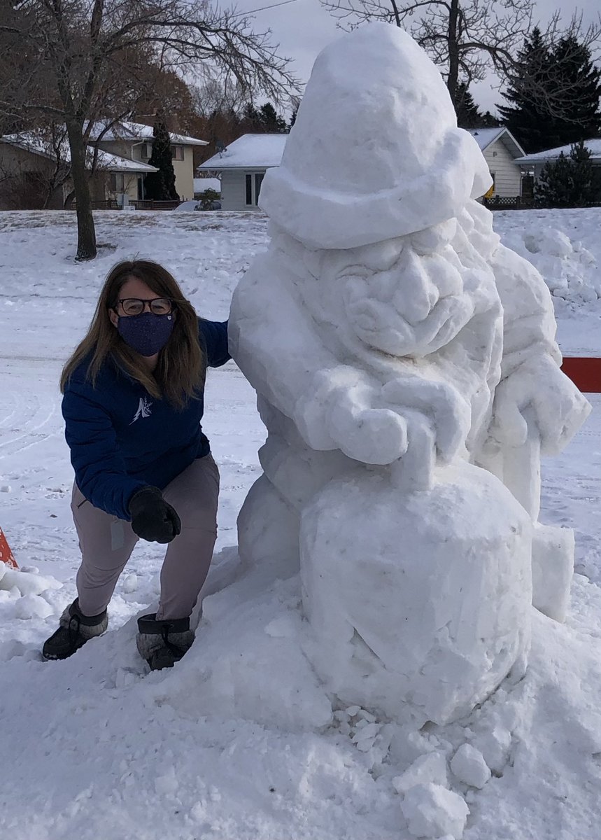 Come check out the beautiful ice sculpture of Santa Curling at the GARC parking lot <a href="/StrathcoCounty/">Strathcona County</a>