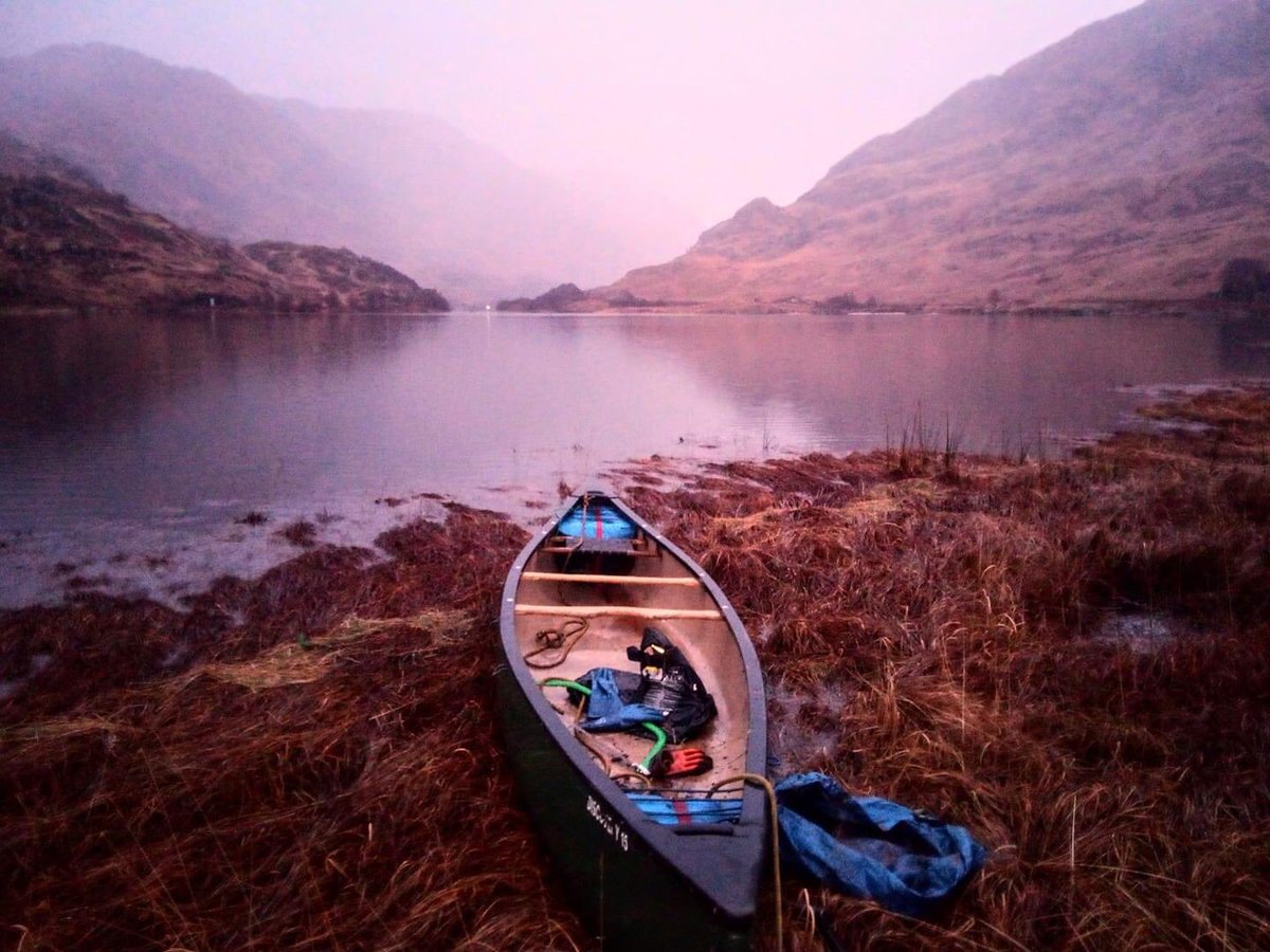 troutlander's tweet photo. Nothing better than a midwinter paddle to keep the blues at bay #sociallydistant #canoe #paddling https://t.co/mWphC3VStn