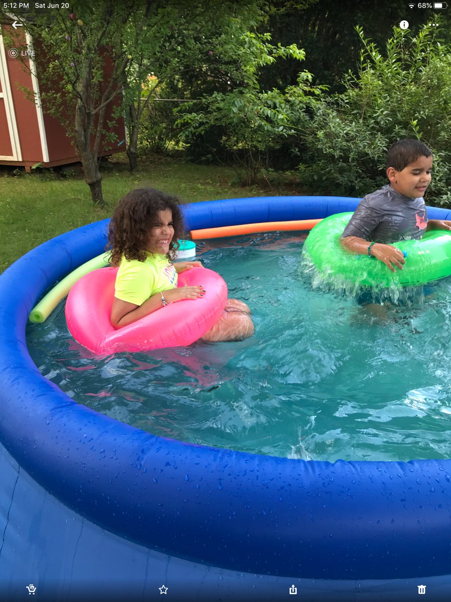 tornado05's tweet photo. @Tryazon This would be an upgrade for our last summer! We would love to host and give feedback! The pool looks beautiful and 22 feet!!! Kids and friends would love it-need a bigger pool!🤞Second year trying! We have the fenced in flat yard for it! #tryazon #bestway #springpoolparty https://t.co/7ypD888FvX