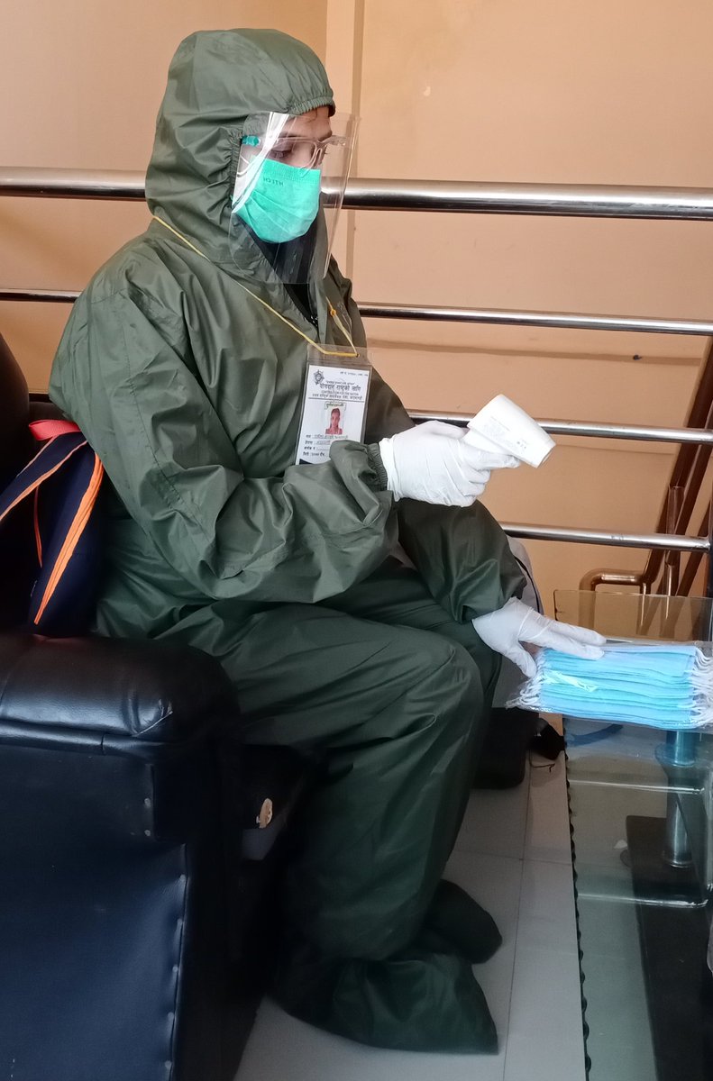 KaphleUrmi's tweet photo. During Covid-19,People were terrified but i was happy standing 24 hours serving patients in hospital wearing diaper and staying foodless and sleepless night,leaving my infant baby at home. Got Lots of blessing from patient family, a fondest memory for my life time.#StayConnected https://t.co/9M0nQ97guG