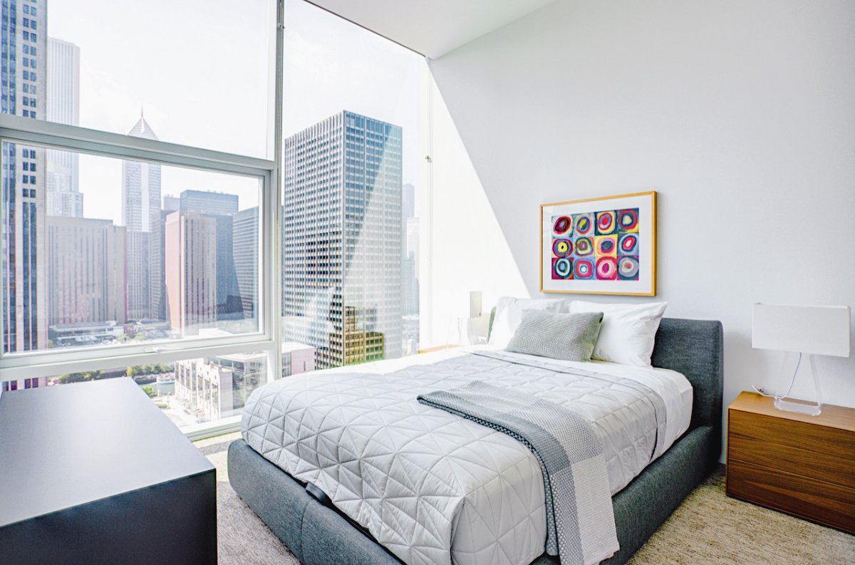 OptimaSignature's tweet image. Light and bright! ☀️Did you know all of our one-bedroom apartment homes are south facing? #BeAnOriginal