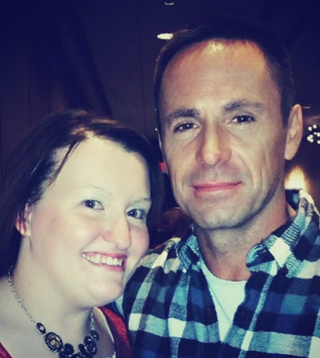 murphygurl1992's tweet photo. I had the privilege of meeting @WilliamdeVry1 a few years ago. It was so sad to see such a tragic end to #JulianJerome but I think they took it a little too far with the body bag scene! 😭😭 You will be missed!! https://t.co/zj8eBQgtjS