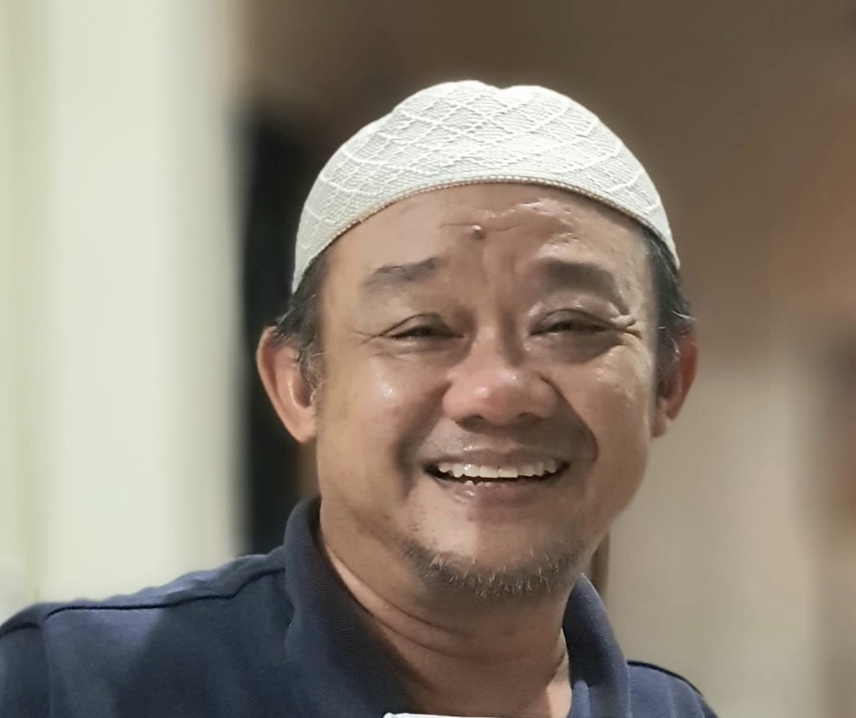 Setelah melalui berbagai pertimbangan, saya memutuskan untuk tidak bergabung dalam Kabinet Indonesia Maju dalam jabatan wakil menteri.